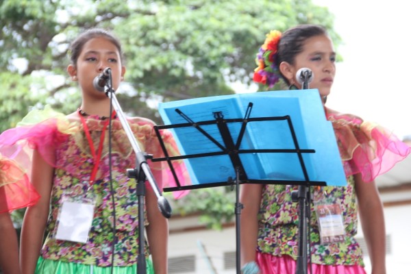 estudiantes-antonia-santos-voces-del-pacifico-juan-carlos-pena14